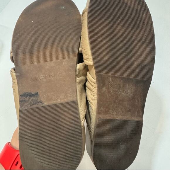 KAANAS Natural Nude Leather Knotted
Slide Sandals Size 7 - Picture 7 of 7